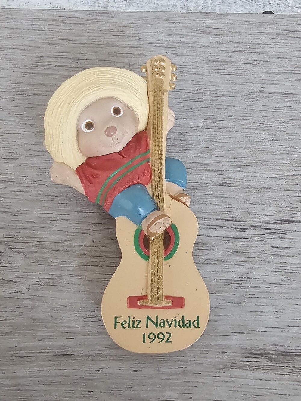 1992 Hallmark Keepsake Ornament Feliz Navidad Mouse on Guitar Vtg 203c